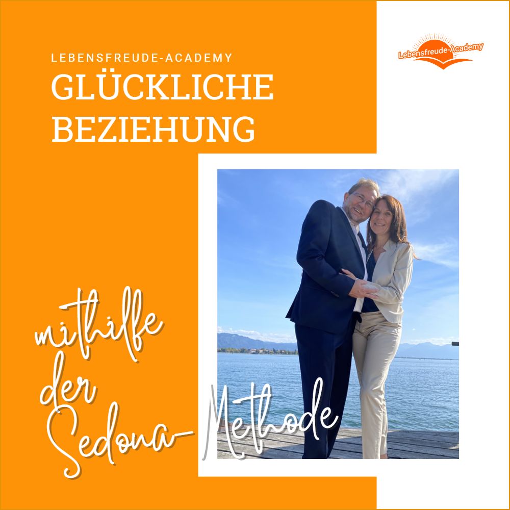 Sylvia & Michael im Hintergrund Bodensee und die Alpen - glückliche Beziehung